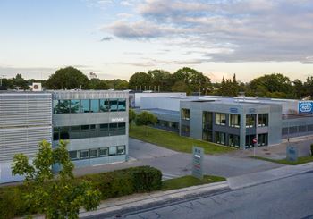 Lyst kontor i attraktivt erhvervsområde