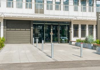 Lyst og åbent kontorlejemål hvor mulighederne er man